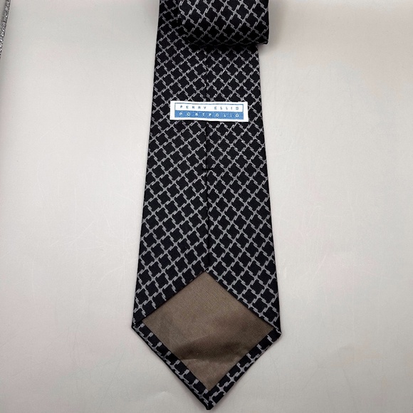 Perry Ellis Ties - 100% Silk Bundle - SALE - Picture 3 of 10